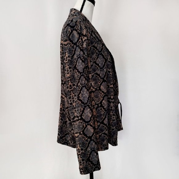 Scoop NYC Reptile Print Open Front Light Jacket - Picture 4 of 12